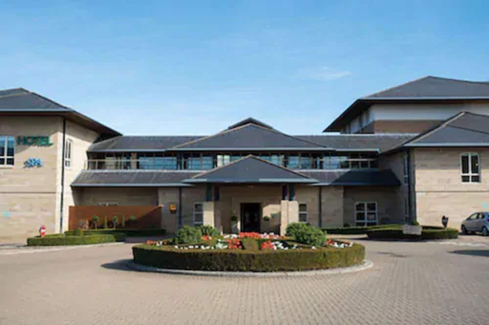 Thorpe Park Hotel And Spa ليدز المظهر الخارجي الصورة